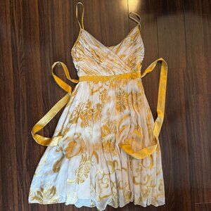 Arden B Gold & White Jacquard Floral Silk Minidress - XS
